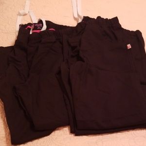 4 black urbane scrub pants